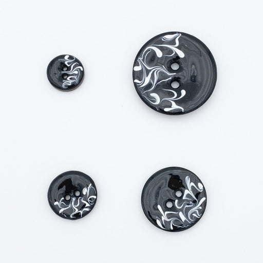 Bouton 2 trous - Coco laqué fantaisie Bouton Giannopoulos 