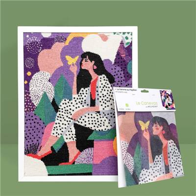 CANEVAS IMPRIME BLANC - DESSIN 40 X 50 CM - LA FEMME AU PAPILLON Broderie MILPOINT 