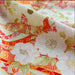 Coupon de Tissu Japonais - Fleurs Printanières sur Blanc Écru - NAKA FABRICS Tissus Naka Fabrics 
