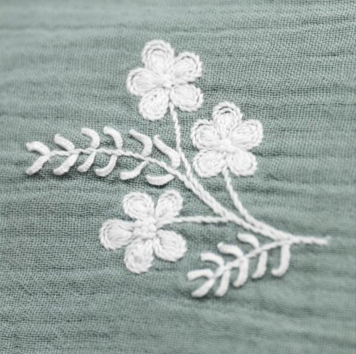 EASY CUSTO - Planche fleurie Jeannette - Kit Un chat dans l'aiguille - fabrication 100% française Broderie Un chat dans l'aiguille 