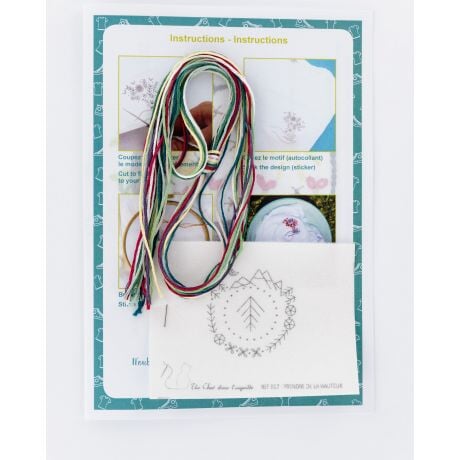 EASY CUSTO -Prendre de la hauteur- Kit Un chat dans l'aiguille - fabrication 100% française (Copie) Broderie Un chat dans l'aiguille 