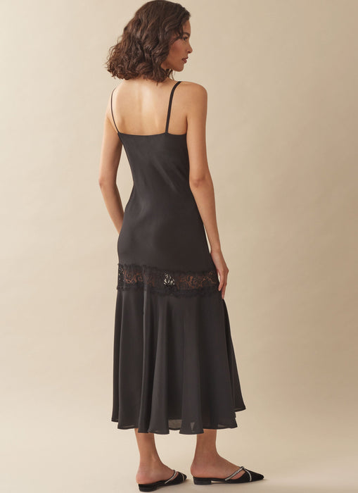 Patron McCall's - Ceinture, Chemise, Chemise de nuit, Robe, Robe de chambre Patron McCall's 