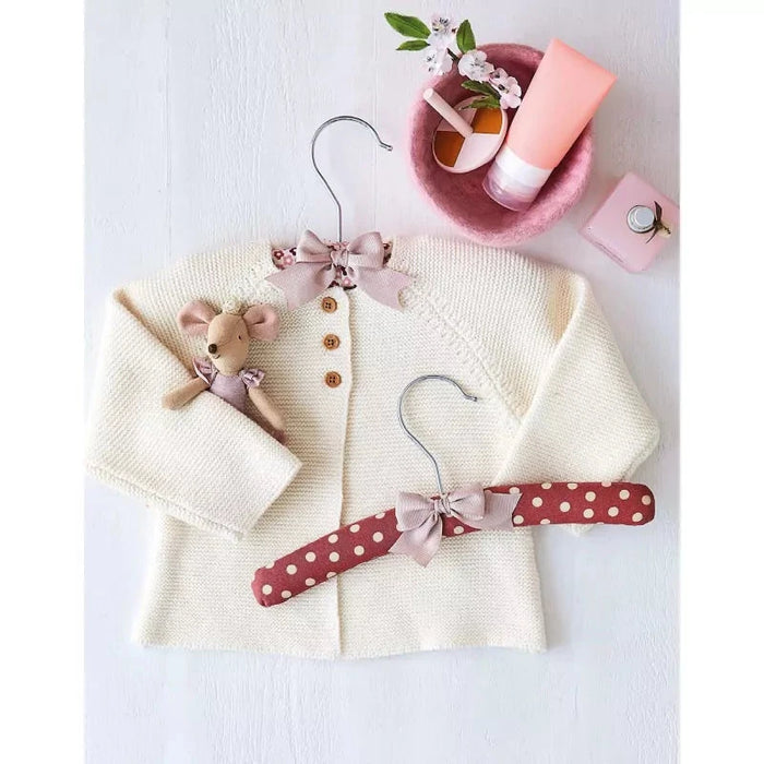 PREMIER TROUSSEAU DE BEBE A COUDRE - UN PETIT BOUT DE FIL Livre Les éditions de saxe 