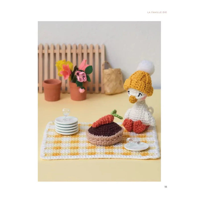 TENDRES FAMILLES AU CROCHET 6 FAMILLES D'ANIMAUX & LEURS ACCESSOIRES Livre Les éditions de saxe 