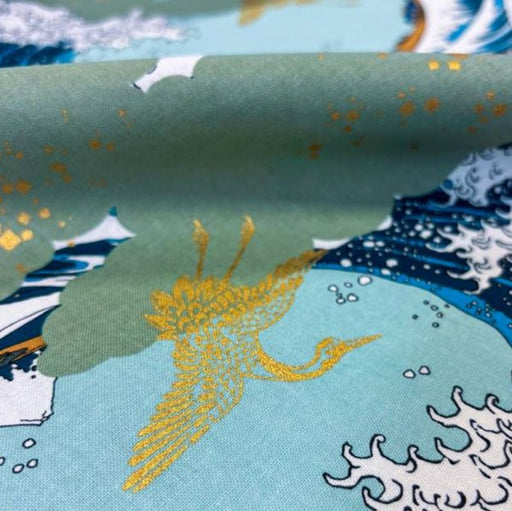 Tissu Japonais - Vagues Hokusai Bleu Ciel et Or - NAKA FABRICS Tissus Naka Fabrics 