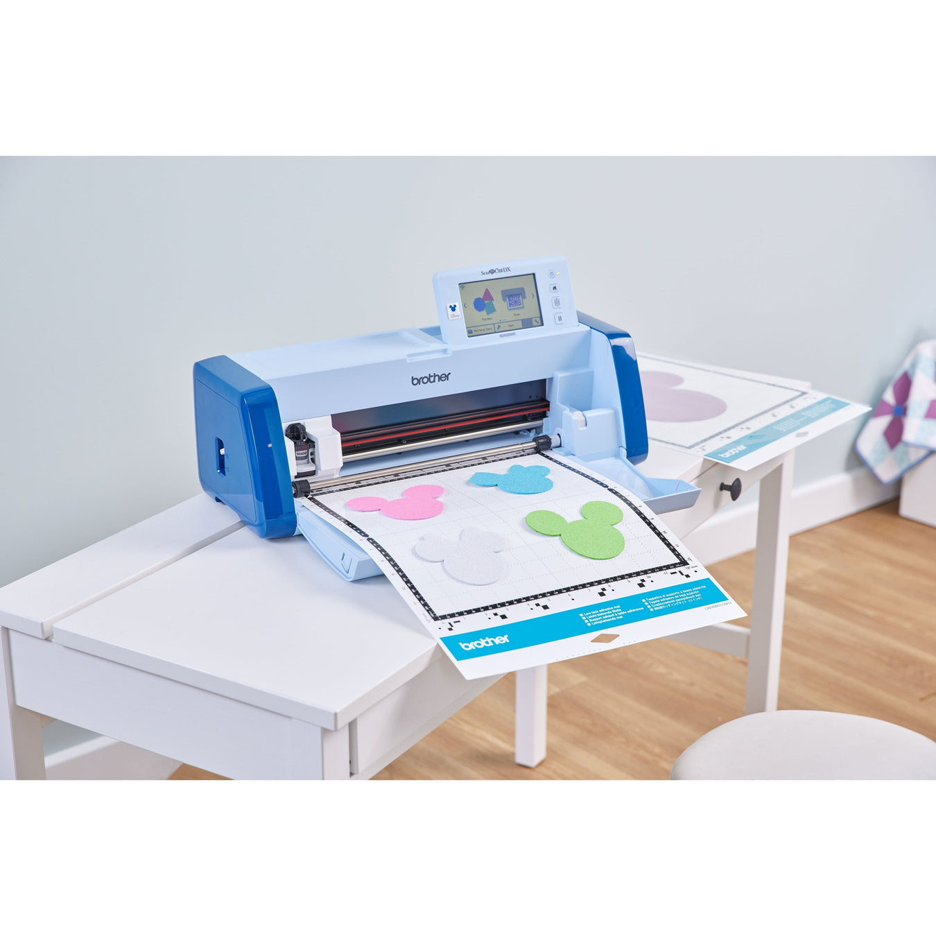 Brother - Machine de découpe & traçage - ScanNCut SDX2250 - Disney Machine Brother 