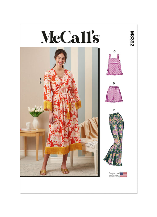 Patron McCall's - Ceinture, Haut, Pantalon, Robe, Robe de chambre, Short Patron McCall's 